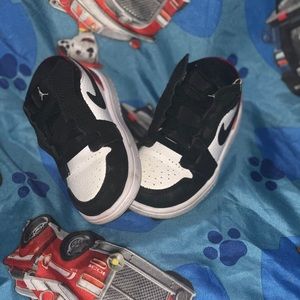 Gently Worn Toddler Boys Sneakers
